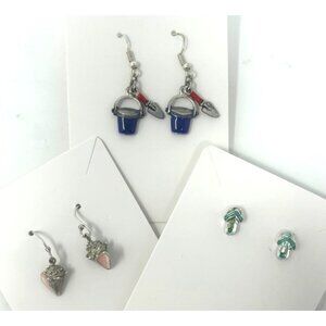 3 Pair of Earrings‎ - Sand Bucket & Shoverl, Flip Flops, and Sea Shell